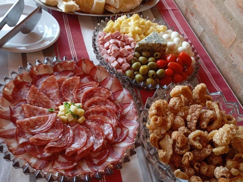Estrutura de buffet montada para celebração de formatura